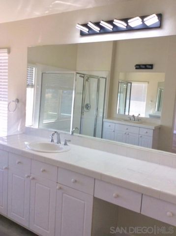 6243 Seacrest View Rd, San Diego, CA 92121