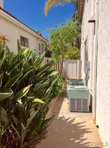 6243 Seacrest View Rd, San Diego, CA 92121