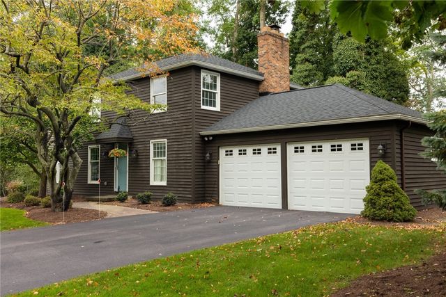122 Selborne Chase, Perinton, NY 14450