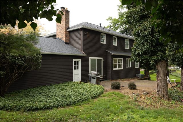 122 Selborne Chase, Perinton, NY 14450