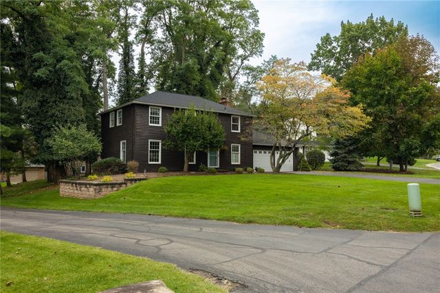 122 Selborne Chase, Perinton, NY 14450
