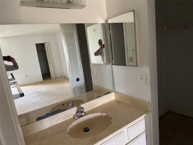 3650 Environ Boulevard 308, Lauderhill, FL 33319