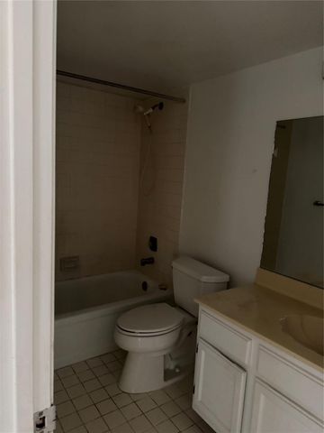 3650 Environ Boulevard 308, Lauderhill, FL 33319