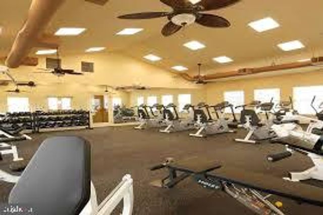 102 MERIDIAN BLVD, Bear, DE 19701