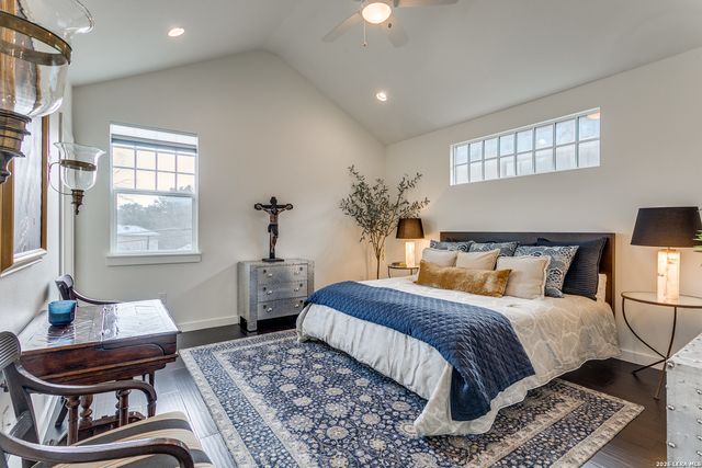 420 E Olmos, San Antonio, TX 78212