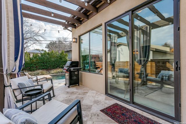 420 E Olmos, San Antonio, TX 78212