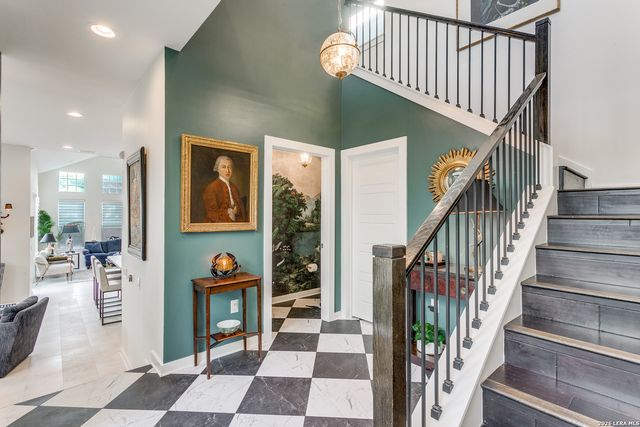 420 E Olmos, San Antonio, TX 78212