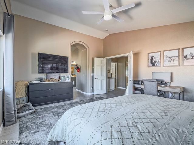 9440 White Ridge Avenue, Las Vegas, NV 89149