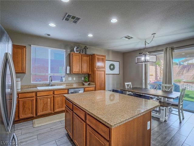 9440 White Ridge Avenue, Las Vegas, NV 89149