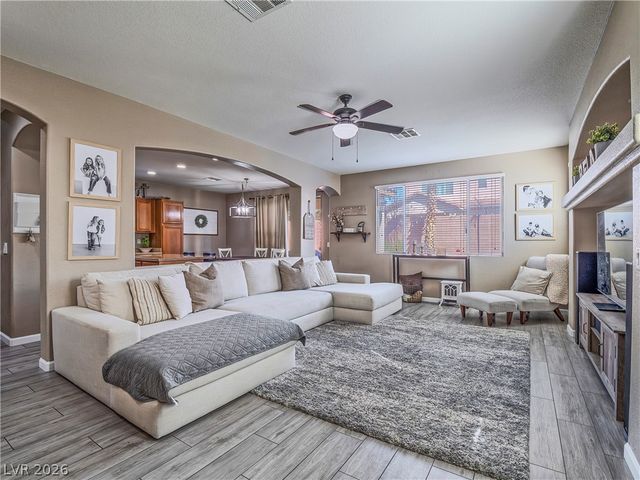 9440 White Ridge Avenue, Las Vegas, NV 89149