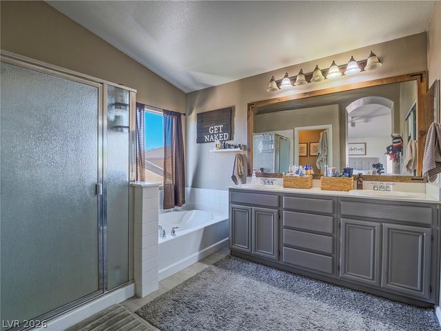 9440 White Ridge Avenue, Las Vegas, NV 89149