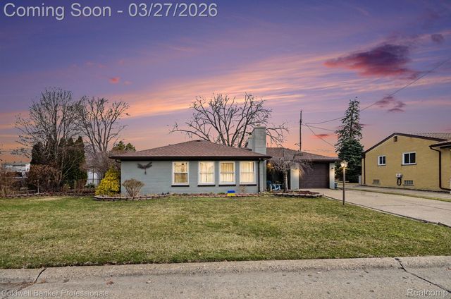 22445 Wildwood Street, St. Clair Shores, MI 48081