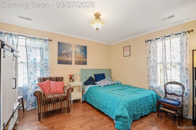 22445 Wildwood Street, St. Clair Shores, MI 48081