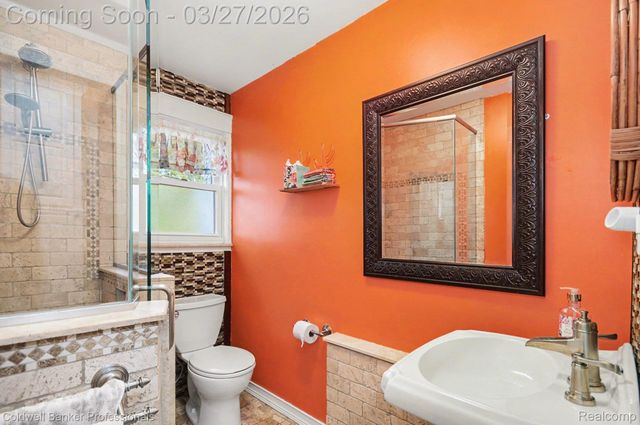 22445 Wildwood Street, St. Clair Shores, MI 48081