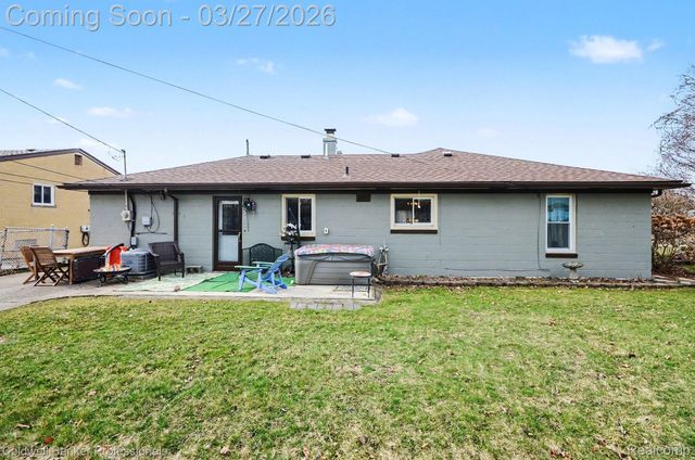22445 Wildwood Street, St. Clair Shores, MI 48081
