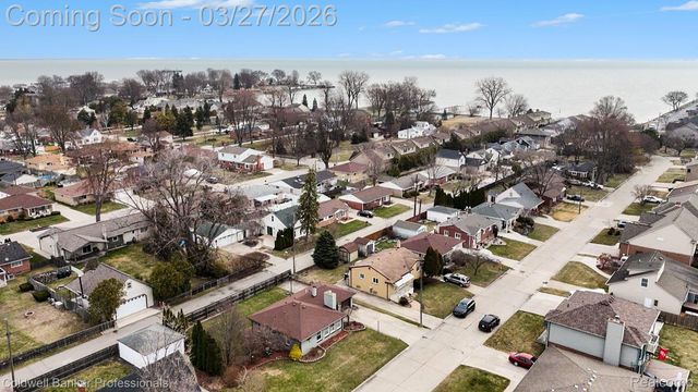 22445 Wildwood Street, St. Clair Shores, MI 48081