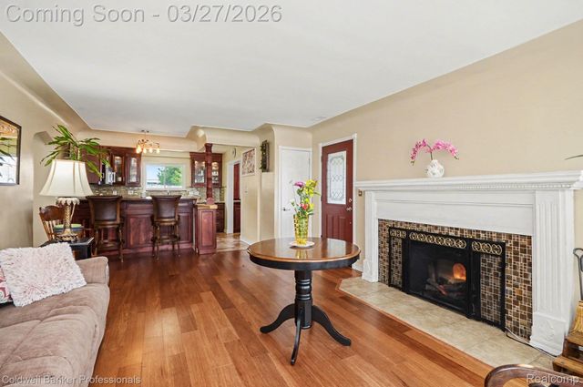 22445 Wildwood Street, St. Clair Shores, MI 48081