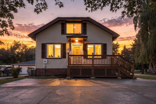 1407 Willow ROAD, Sturtevant, WI 53177