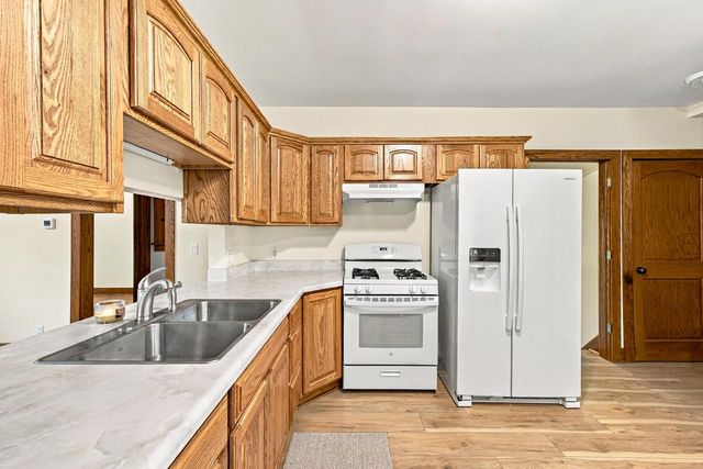 1407 Willow ROAD, Sturtevant, WI 53177