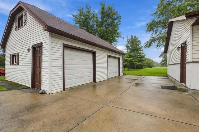 1407 Willow ROAD, Sturtevant, WI 53177