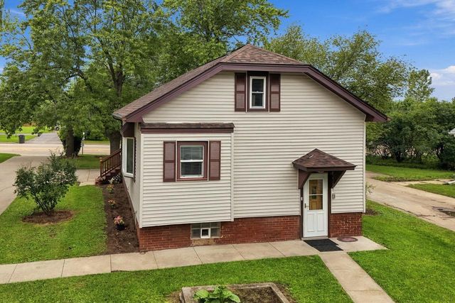 1407 Willow ROAD, Sturtevant, WI 53177