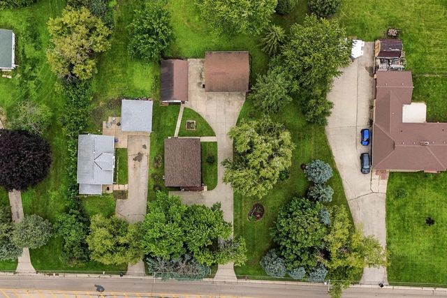 1407 Willow ROAD, Sturtevant, WI 53177