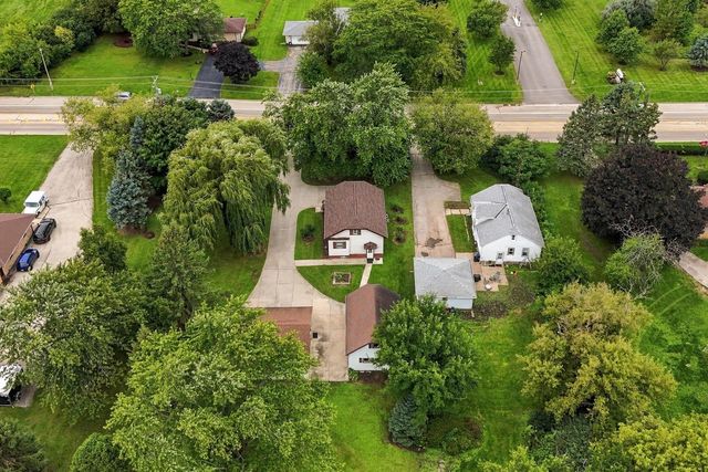 1407 Willow ROAD, Sturtevant, WI 53177