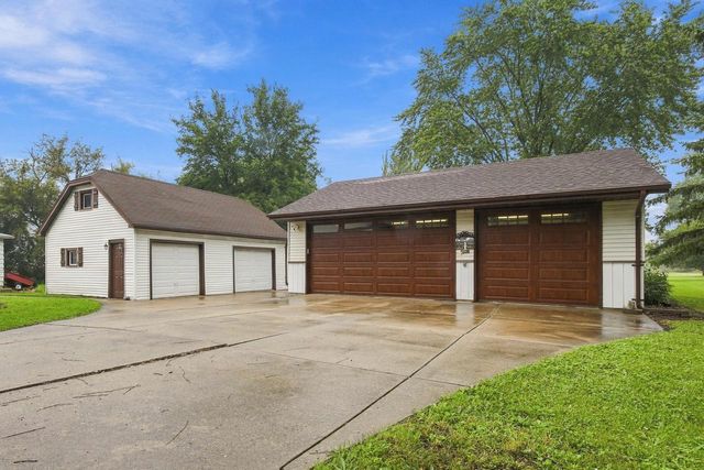 1407 Willow ROAD, Sturtevant, WI 53177