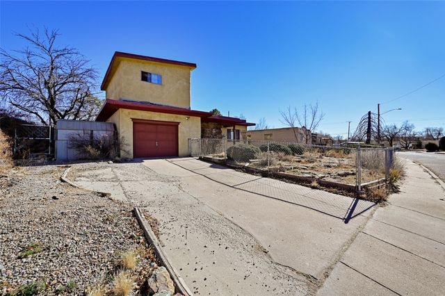 123 Placita De Oro, Santa Fe, NM 87501