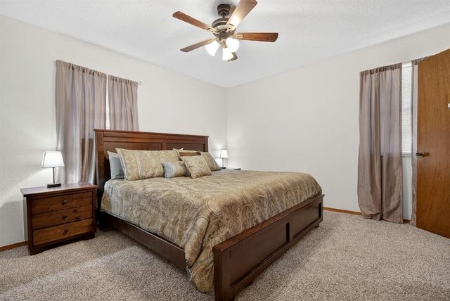 1119 W Johnathan Way, Mustang, OK 73064