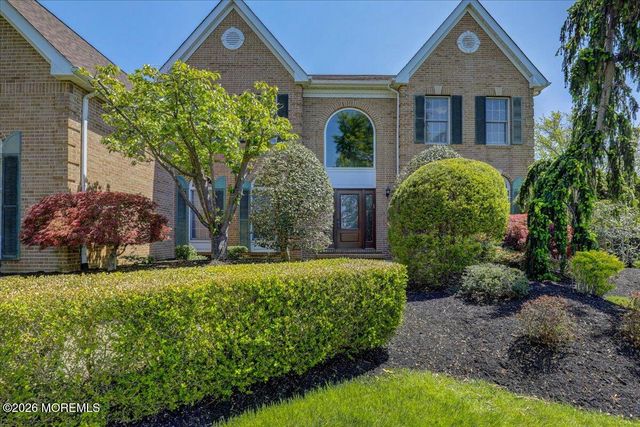 220 Round Hill Drive, Freehold, NJ 07728