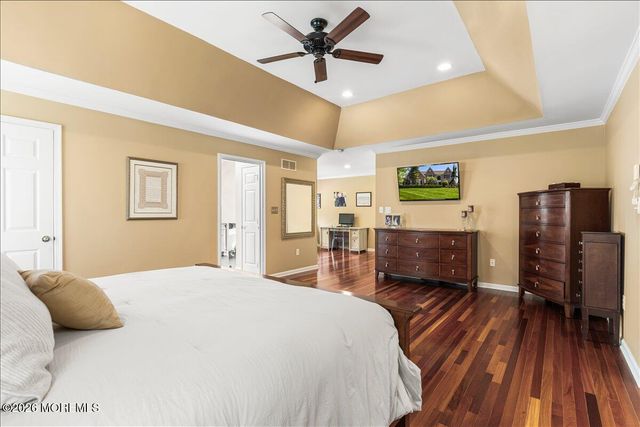 220 Round Hill Drive, Freehold, NJ 07728