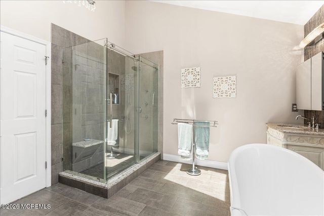 220 Round Hill Drive, Freehold, NJ 07728