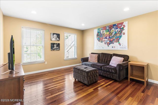 220 Round Hill Drive, Freehold, NJ 07728