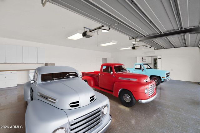 39402 N Spur Cross Road, Cave Creek, AZ 85331