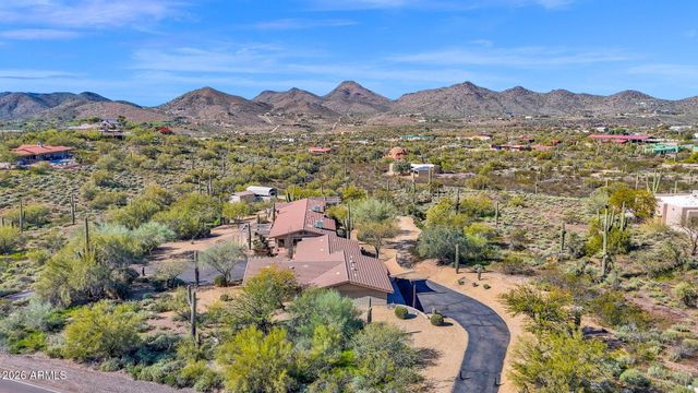 39402 N Spur Cross Road, Cave Creek, AZ 85331