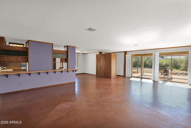 39402 N Spur Cross Road, Cave Creek, AZ 85331