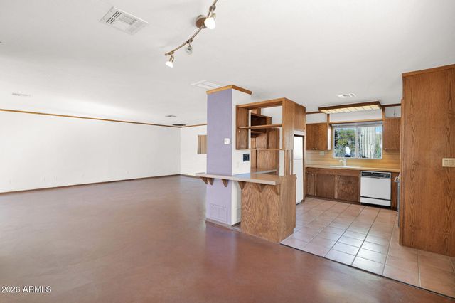 39402 N Spur Cross Road, Cave Creek, AZ 85331