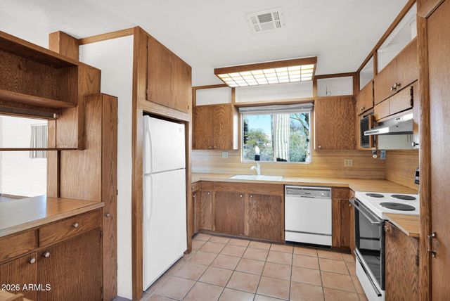 39402 N Spur Cross Road, Cave Creek, AZ 85331