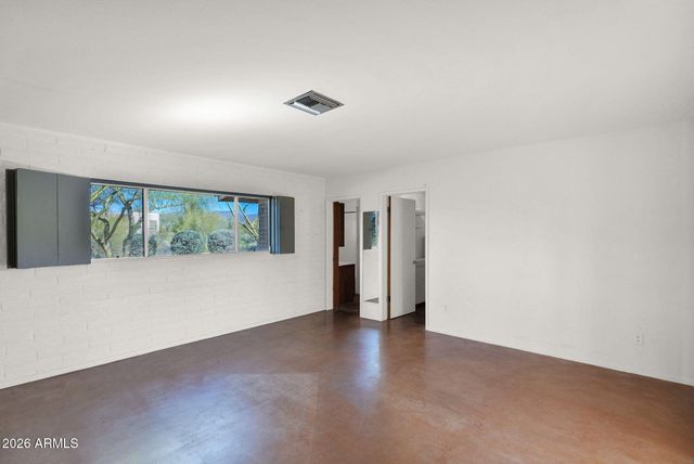 39402 N Spur Cross Road, Cave Creek, AZ 85331