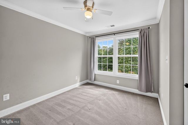 11809 BRADLEY FOREST RD, Manassas, VA 20112