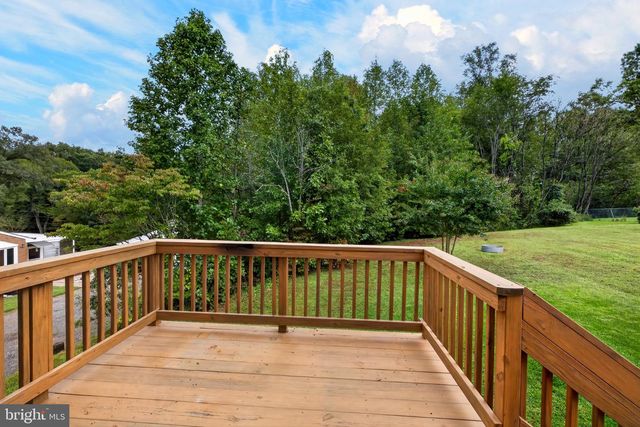 11809 BRADLEY FOREST RD, Manassas, VA 20112