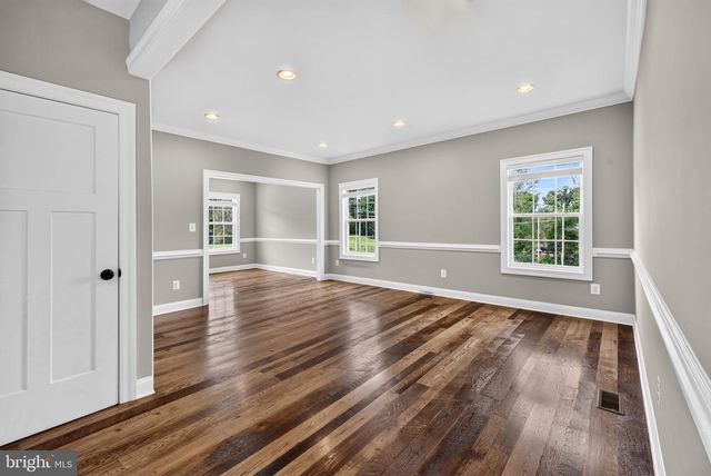 11809 BRADLEY FOREST RD, Manassas, VA 20112