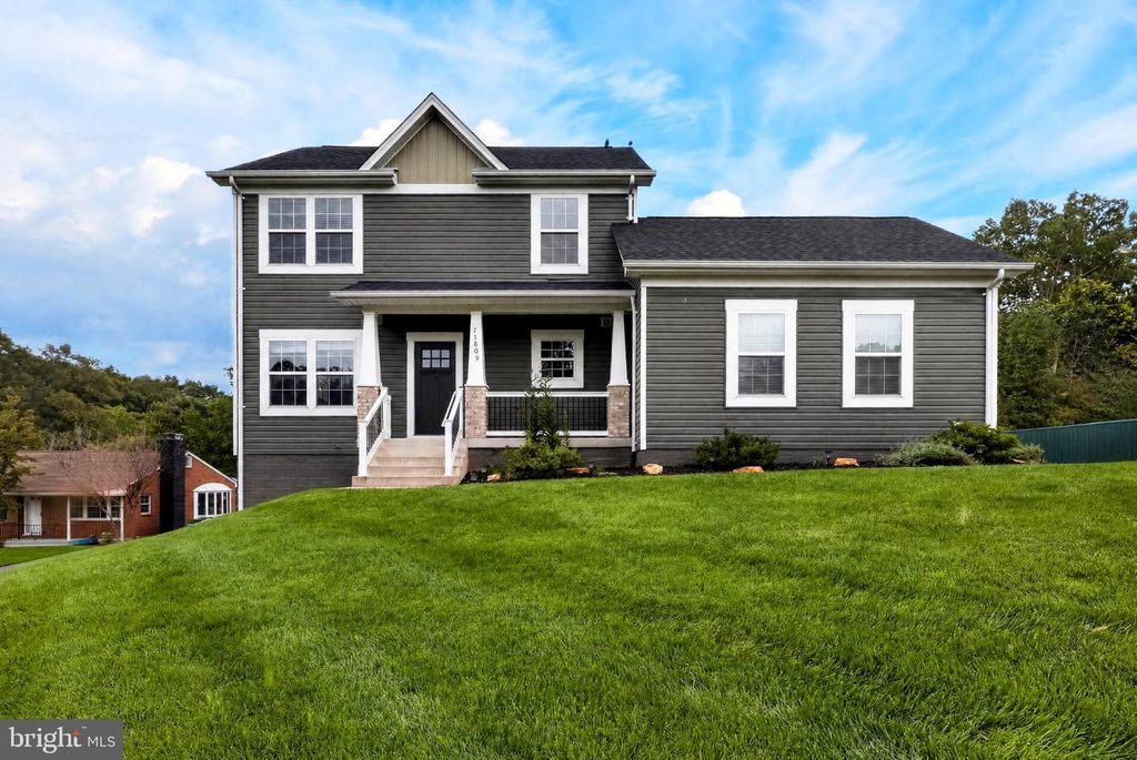 11809 BRADLEY FOREST RD, Manassas, VA 20112