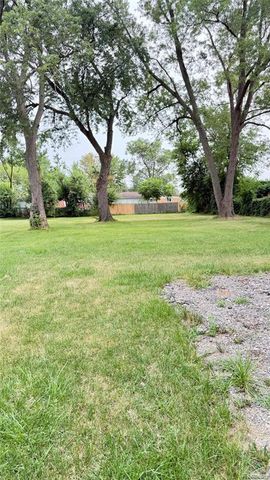 3590 Dallas Avenue, Warren, MI 48091