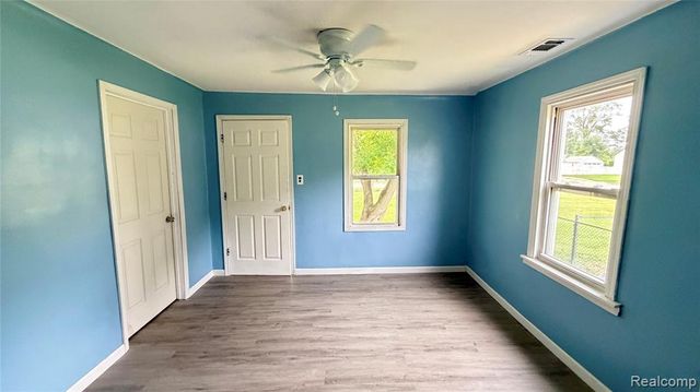 3590 Dallas Avenue, Warren, MI 48091