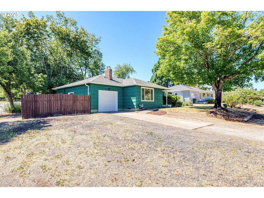 4343 FIR DELL Dr Se, Salem, OR 97302