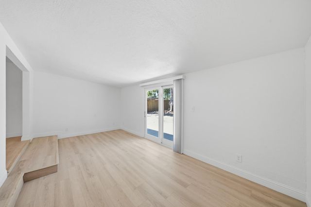 5333 Poplar Blvd, North Highlands, CA 95660