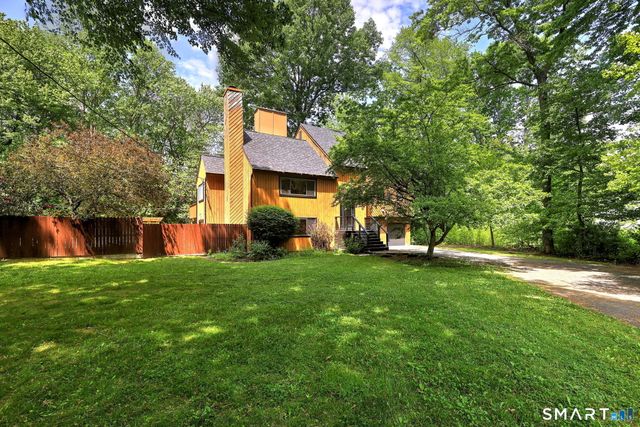 40 Morning Glory Terrace, Stratford, CT 06614