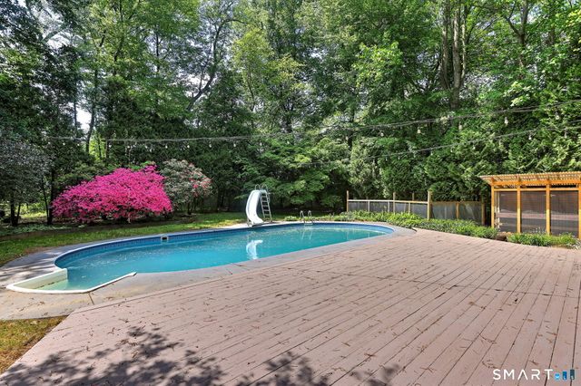 40 Morning Glory Terrace, Stratford, CT 06614